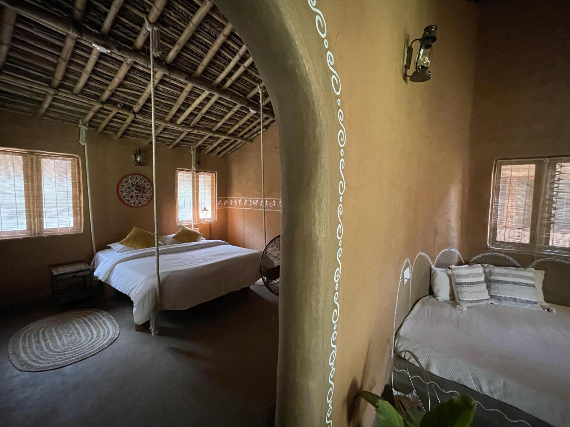 Hotel The Mudhouse Marayoor Munnar Exterior foto