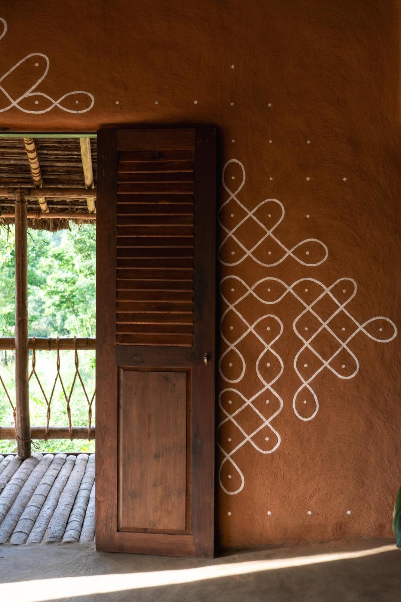 Hotel The Mudhouse Marayoor Munnar Exterior foto